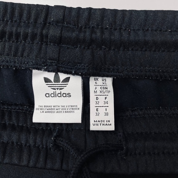 Woman’s Adidas Track Pants, color black, XS, - Picture 4 of 5